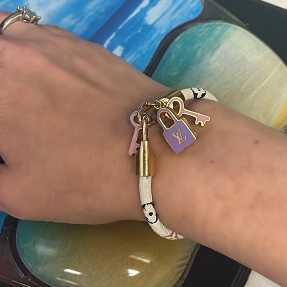 Louis Vuitton Jewelry - LOUIS VUITTON x Takashi Murakami ⭐️Luck It Charm Bracelet W/DUST BAG⭐️💯AuThENTiC